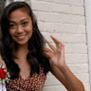 Meet your Posher, Jadine